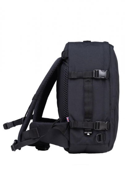 Cabinzero  Classic Pro 32L - ABSOLUTE BLACK